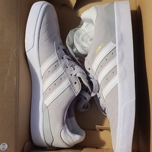 Adidas Shoes size 7.5